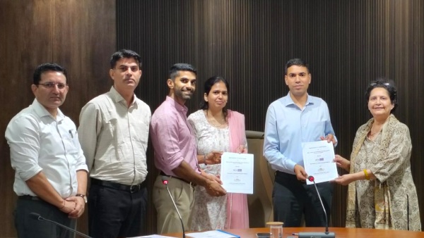MCG and The Art of Living Sign MoU for Pond Rejuvenation in Gurugram